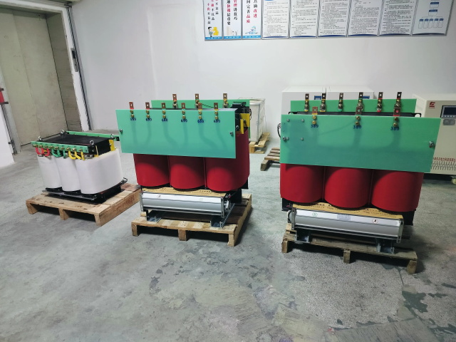 关岭KS11-1000KVA矿用变压器